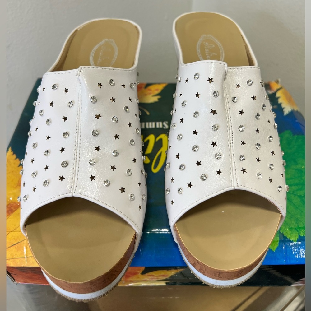 White Studded Women's Wedge Sandals Size 9 - Picture 2 of 7